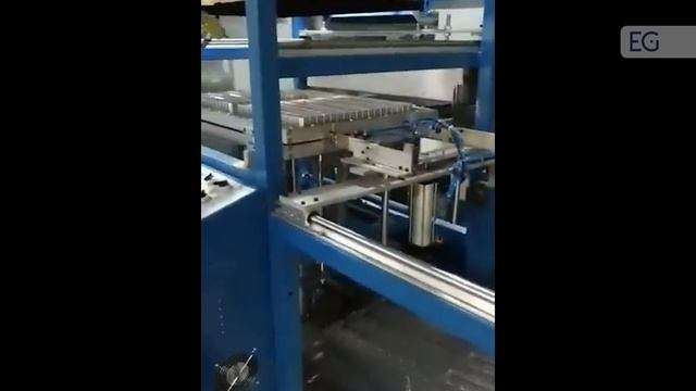 Станок для формовки блистерной упаковки HSD-XSCX смотреть онлайн