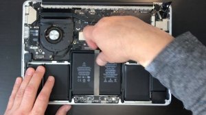 A1502 MacBook Pro 13" Retina teardown