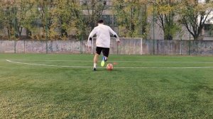ТРЕНИРОВКА УДАРОВ БЕЗ ПАРТНЕРА! УПРАЖНЕНИЯ ДЛЯ СИЛЬНОГО И ТОЧНОГО УДАРА В ФУТБОЛЕ! УДАРЫ В ДВИЖЕНИИ
