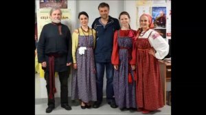 "Эсминец Суровый на рейде стоял"