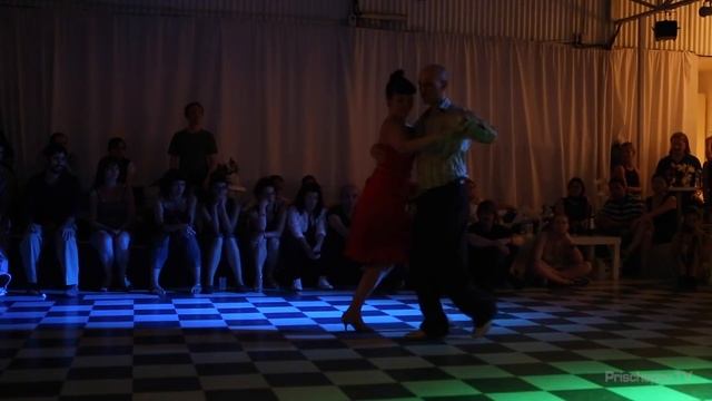 Javier Antar y Kara Wenham, 2-4, Buenos Aires, Milonga "La Bicicleta", 16.03.2015 смотреть онлайн