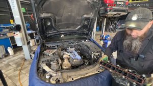 M654 W213 E-class шумная работа двигателя посторонние звуки потеря мощности