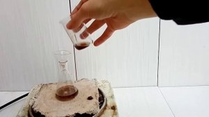 Синтез УКСУСНОЙ КИСЛОТЫ. Реакция АЦЕТАТА КАЛИЯ и СЕРНОЙ КИСЛОТЫ. Опыты по химии. Получение УКСУСА.