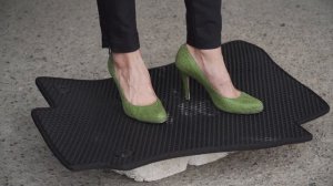 Краш-тест автомобильных ковриков EVA. Огонь, жидкий азот и женские каблуки. EVA 3D от Delform.