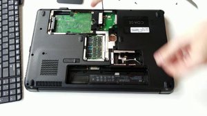 Compaq Presario CQ61 disassembly, how to open or take apart Compaq CQ61