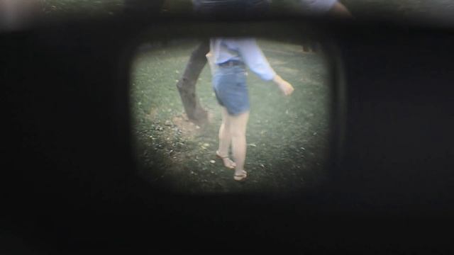 2. ЗАЧЕМ ТЫ ДЕЛАЕШЬ ЭТО | зачем Полина фотографирует на плёнку смотреть онлайн