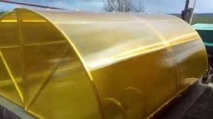 Крыша бассейна типа «хлебница» в действии