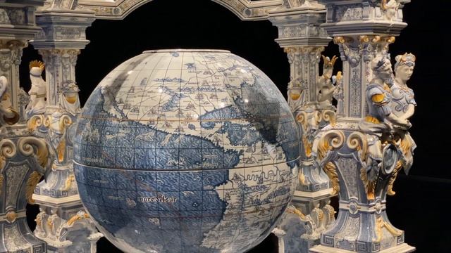 VALENCIA: Валенсия. Красивые места Валенсии. Музей Керамики, кафе. смотреть онлайн