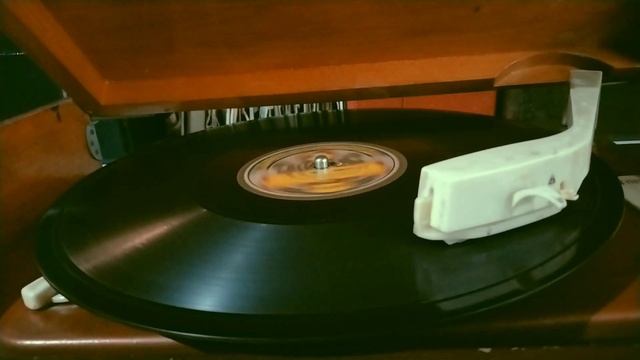 ,,ЭДЯ,, ПОЛЬКА.( Исп.оркестр ГАРМОНИЙ, под упр.Соловьева и Бруева, МОСКВА.СИРЕНА-- РЕКОРДЬ No.9298. смотреть онлайн