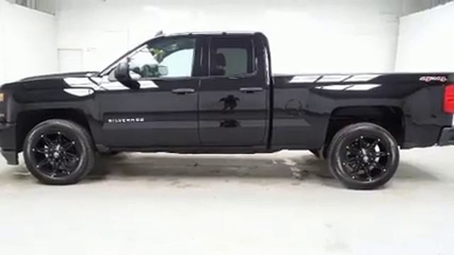 2017 Chevrolet Silverado 1500 Silverado Custom смотреть онлайн