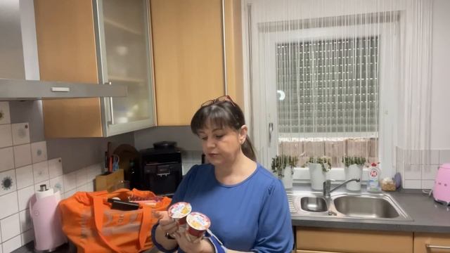 Нас воспитывали в ежовых рукавицах,опять подорожание,закупилась на 70€ будут рецепты вкусняшек