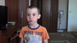 Отец избивает 5 летнего сына до смерти,Ужас просто!!