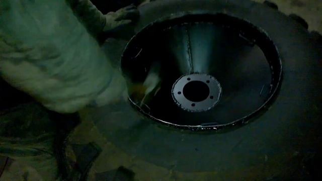 Суровый шиномонтаж колесо Мега-УАЗа 50 дюймов offroad 4x4 смотреть онлайн