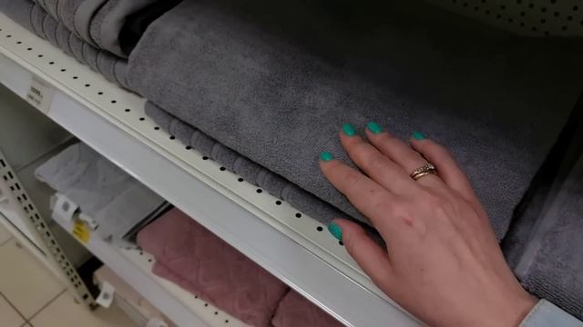 АСМР в МАГНИТ КОСМЕТИК, asmr обзор полочек, поправляю товары, шуршание, близкий шёпот смотреть онлайн