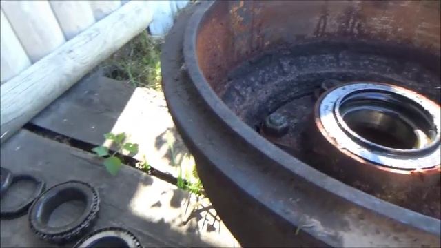 ГАЗ-53, 3307,...снимаем заднюю ступицу,шпильки крепления колеса смотреть онлайн