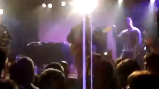 Красная плесен Деревенский рай смотреть онлайн