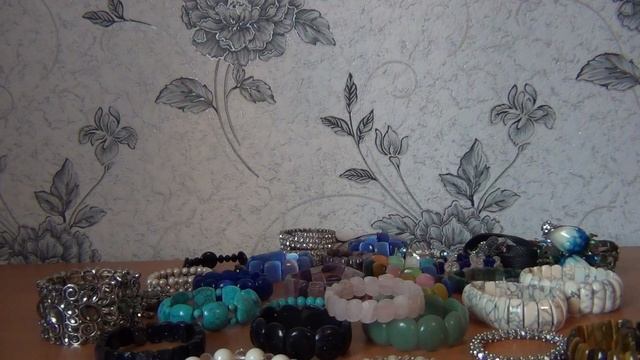 НОВИНКА! МОЯ КОЛЛЕКЦИЯ БИЖУТЕРИИ 3 ЧАСТЬ БРАСЛЕТЫ НАТУРАЛЬНЫЕ И ДР КАМНИ смотреть онлайн