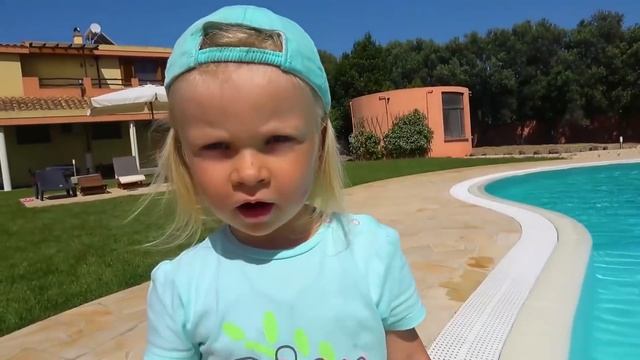 София стала КАРАТИСТКОЙ. БРАТ ТРЕНЕР. Софунья Шалунья смотреть онлайн