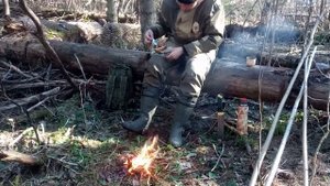 Рабочий день "Лесника". Обед в лесу. Как разогреть консервы.