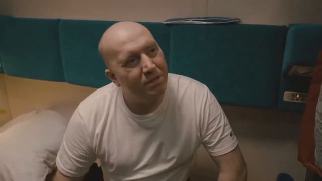 в телеке одно говорит, в жизни другое, просто в фото отказал, хотя обещал по телеку, слово не держи смотреть онлайн