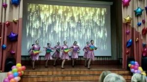 Танцующие под дождем, коллектив VivaDance