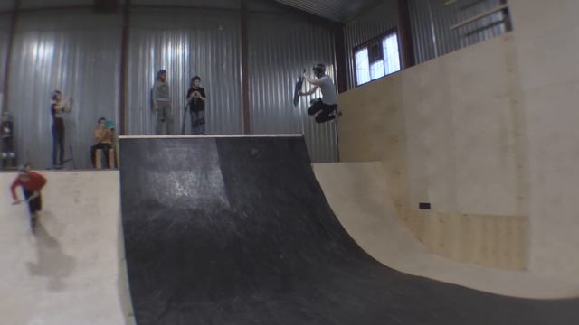 трюки на самокате в новом #ksspark 20180109 смотреть онлайн