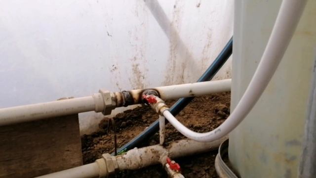 Полив и подогрев воды в теплице! смотреть онлайн