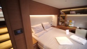 Lagoon SIXTY 5 — Вилла под Парусами | Катамаран за €3 Миллиона