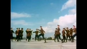 Как раньше танцует солдат ссср 1965      Как сейчас танцует солдат 2019