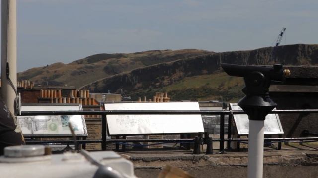 Exploring Edinburgh's Royal Mile: A Walking Tour Through Scotland's Historic Capital (Part One) смотреть онлайн