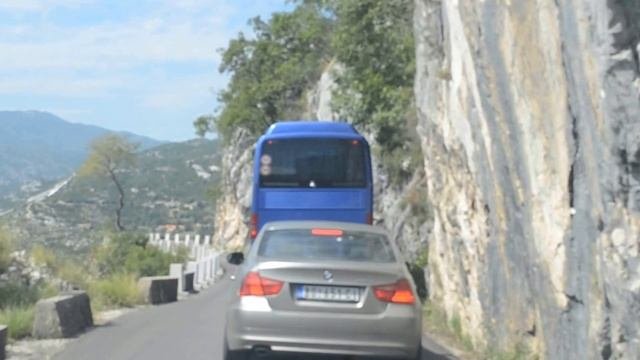 Монастырь Острог. Опасная дорога. Ostrog. Dangerous Road.