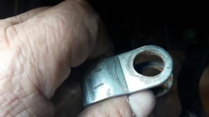 Как устранить люфт педали сцепления.
