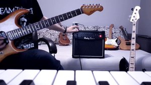 Harley Benton HB-20R demo — 59€ guitar amp!