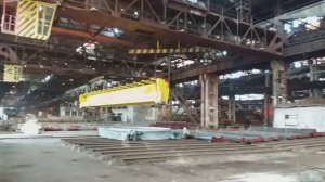 Перемещение главной балки мостового крана 24т 28м двумя мостовыми кранами 20т