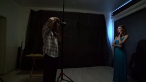 Вспышка Godox V1. Тест в помещении