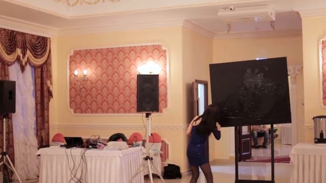Портрет блестками. Звездная пыль. Танцующий художник.Компания Вячеслава Борисова в Уфе.