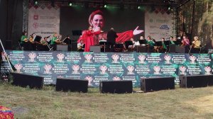 Анна Сиднина и оркестр "Малахит" - Пой, Россия - матушка!