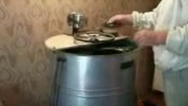 Распечатывание медовых сот,монтажным феном смотреть онлайн