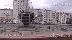 Световые фонтаны в Новокузнецке разбирают