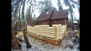 Пристройка к дому из бревна.