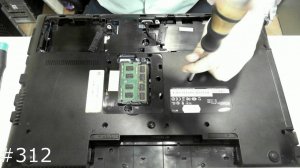 Техобслуживание, замена жесткого диска, оперативной памяти, CD-ROM на ноутбуке Samsung NP-RF711