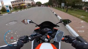 Прокатился на электробайке. Yamaha R3