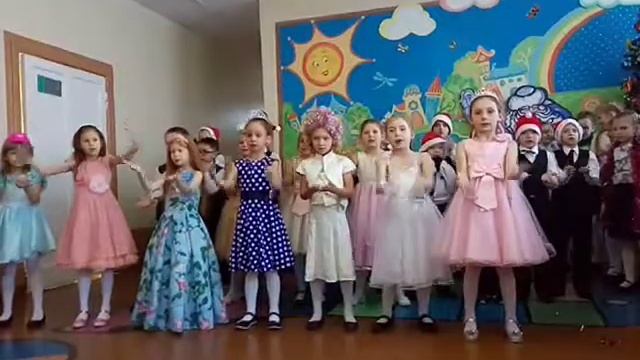 Новогоднее выступление в школе смотреть онлайн