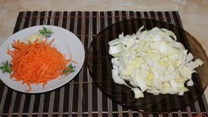 Маринованная пекинская капуста с морковью