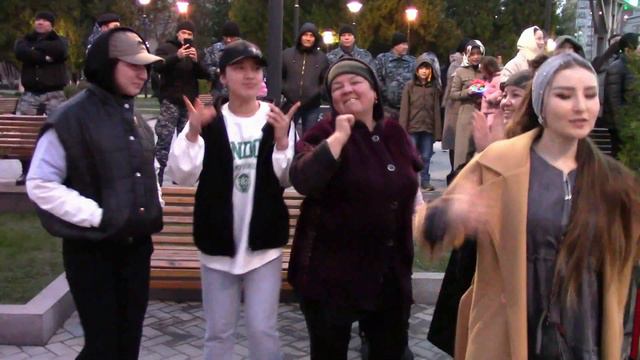 Молодёжь в НАУРЫЗ. Шымкент смотреть онлайн