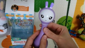 Распаковка — Интерактивная игрушка Alilo Умный зайка R1