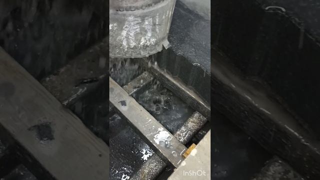 Крест, лучи, розы смотреть онлайн