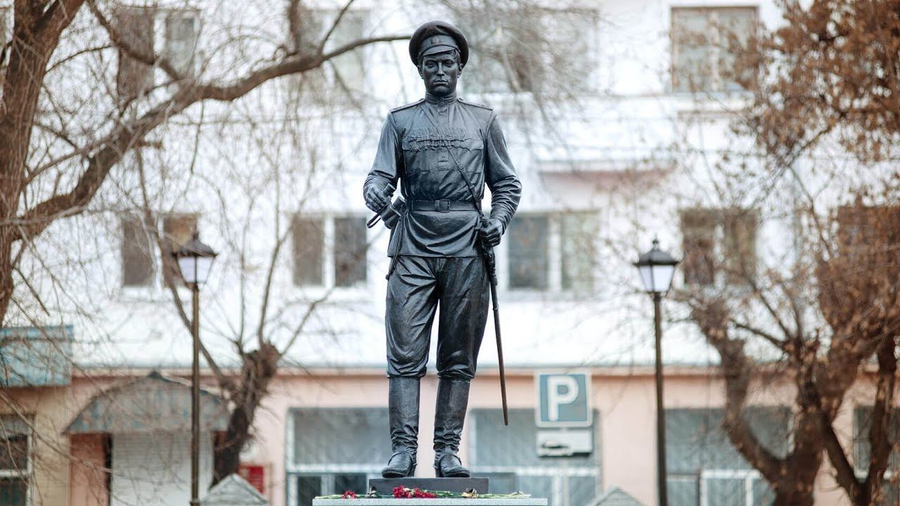 Памятник полному кавалеру Георгиевского креста Василию Алексеевичу Черемисину в Курганской области.