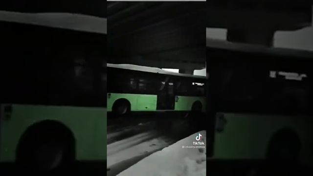 автобус дрифт зима