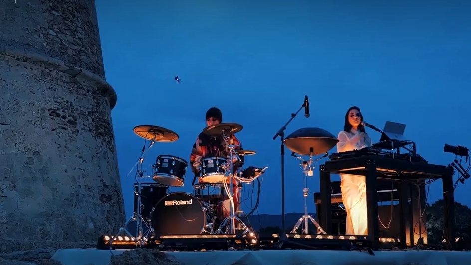 Giolì & Assia - Ibiza смотреть онлайн